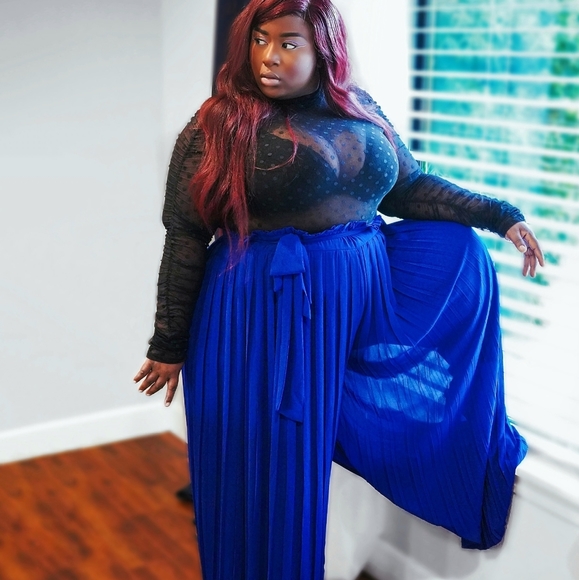 Meet your Posher, Temi - Picture 2 of 8